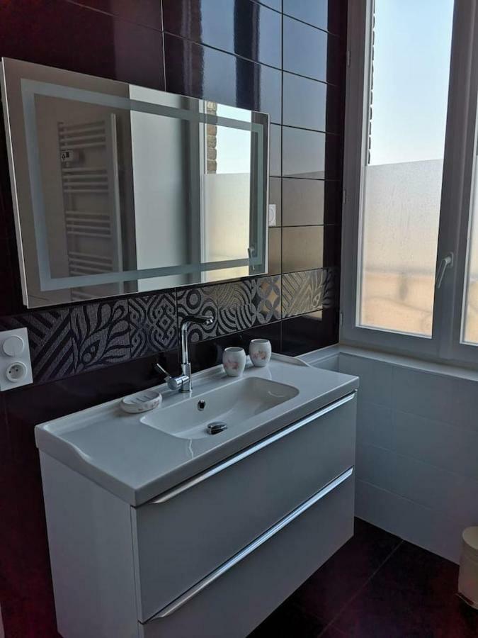 Appartement Spacieux Et Confortable La Roche-de-Glun Eksteriør bilde