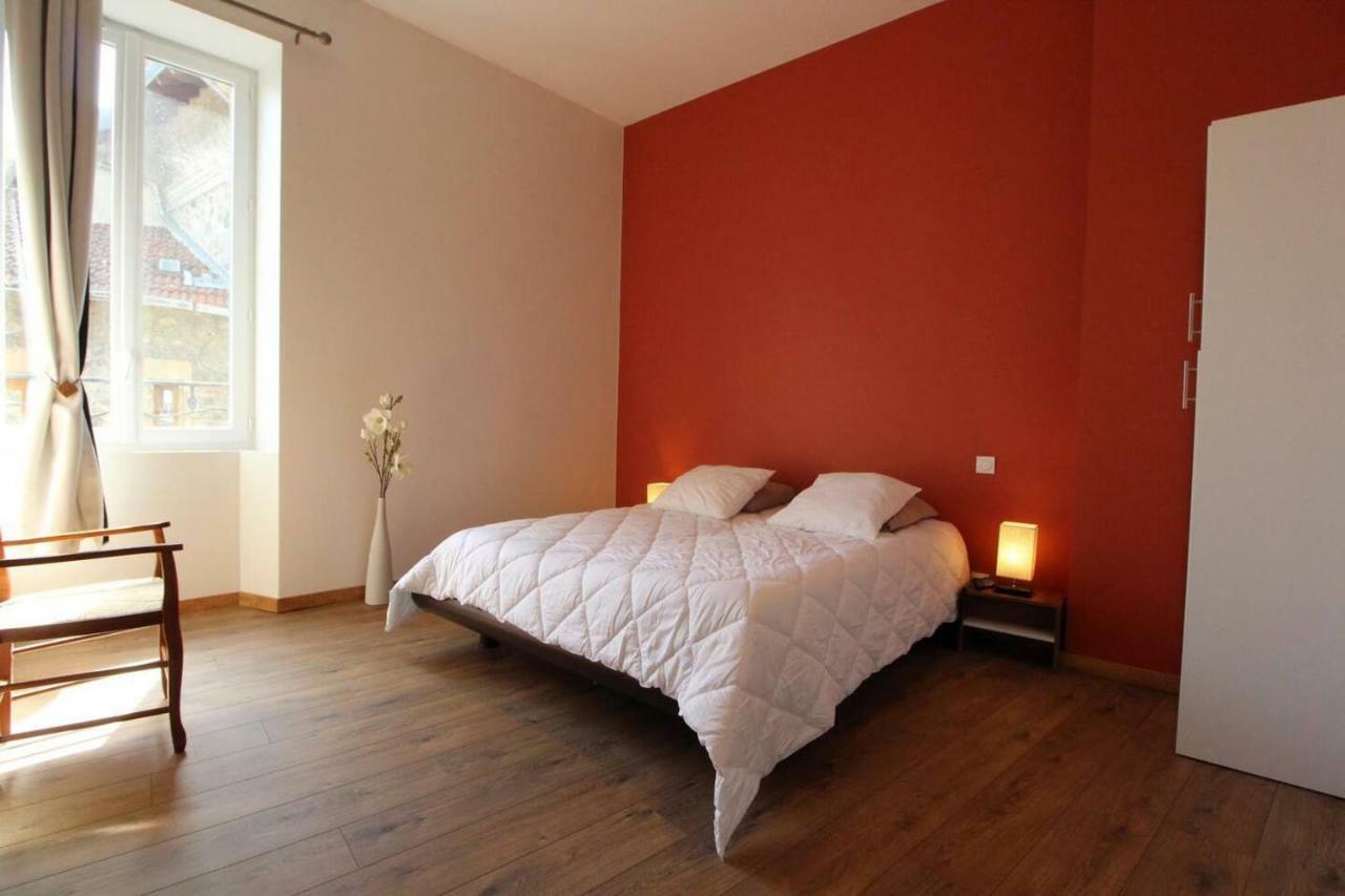 Appartement Spacieux Et Confortable La Roche-de-Glun Eksteriør bilde